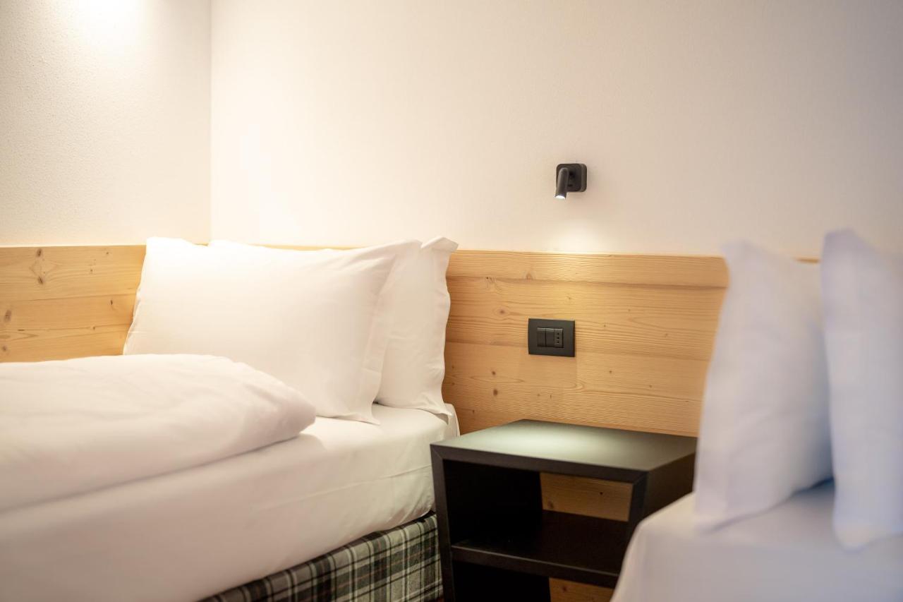 Albergo Garni Edy  Canazei Esterno foto