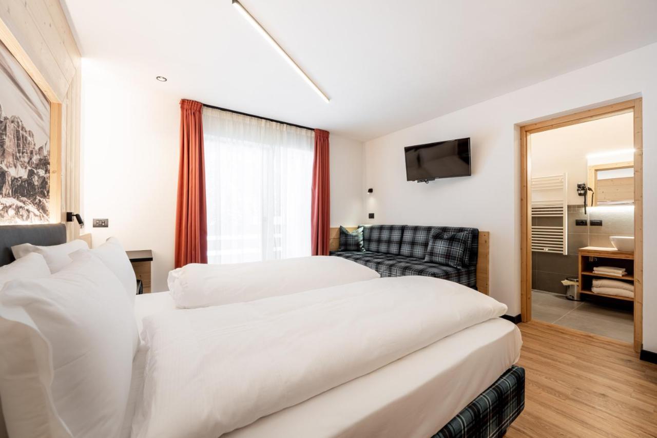 Albergo Garni Edy  Canazei Esterno foto