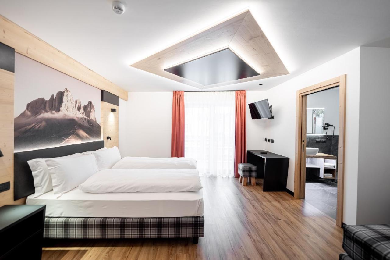 Albergo Garni Edy  Canazei Esterno foto