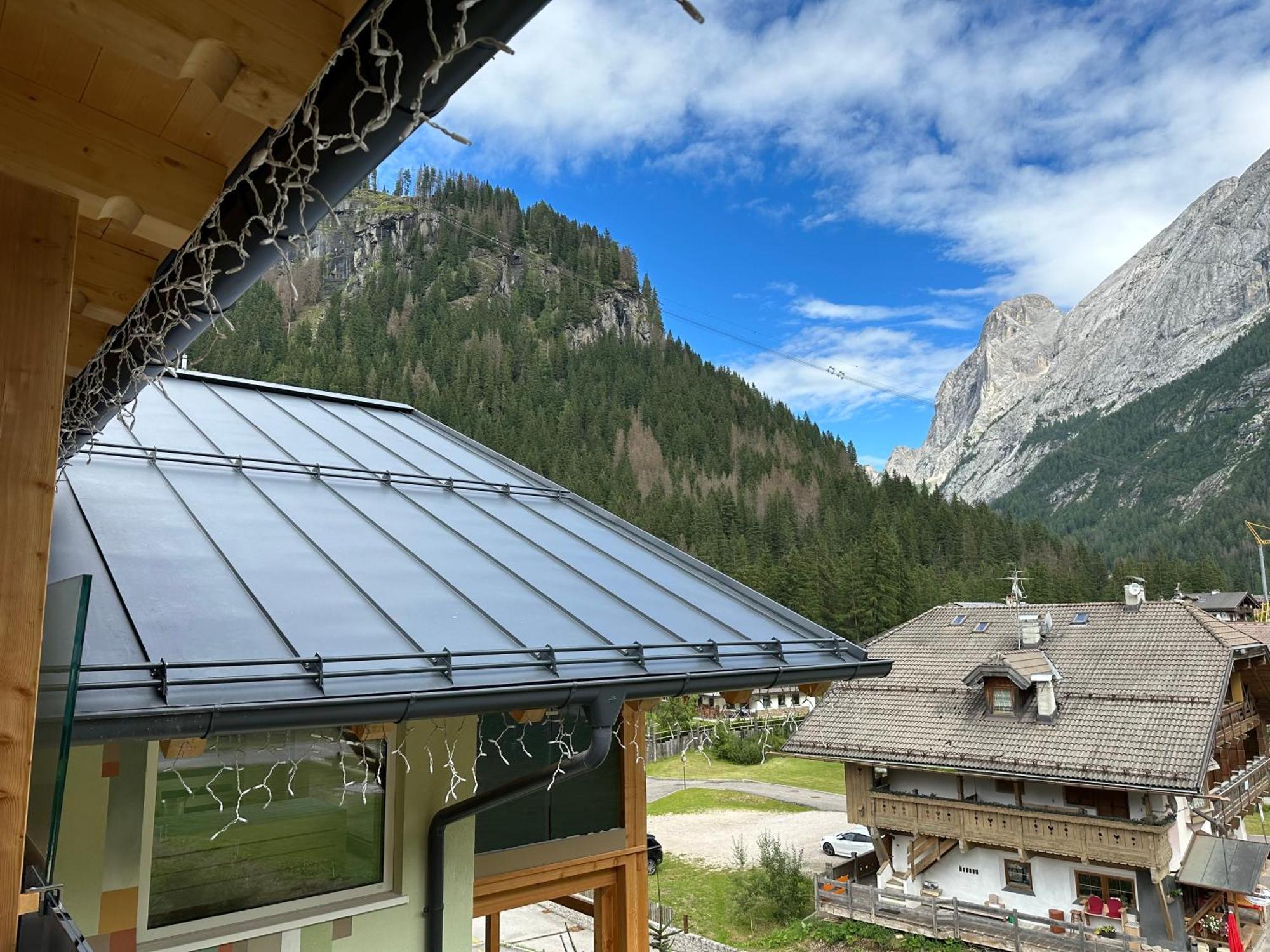 Albergo Garni Edy  Canazei Esterno foto